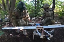 Hiện nay các loại UAV của RFAF, không chỉ hoạt động ở khu vực lân cận của thành phố, mà còn ở ngay trong thành phố; chính binh lính Ukraine cũng thừa nhận điều này. Trong những ngày tới, RFAF không chỉ tấn công Konstantinovka từ phía nam, mà còn tấn công thành phố này từ phía tây, khi Chasov Yar đã gần như do RFAF kiểm soát.