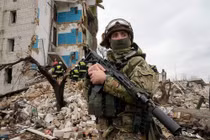 Có đúng Quân đội Nga đã kiểm soát trung tâm Pokrovsk?