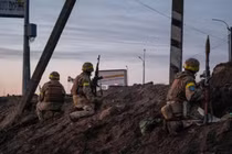 Quân đội Nga tăng tốc tiến về Konstantinovka, giao tranh diễn ra ác liệt