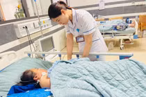 Hành trình hồi sinh kỳ diệu của bệnh nhân viêm phúc mạc do thủng đại tràng