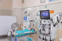 13 ngày lọc máu liên tục cứu bé 5 tháng tuổi sốc nhiễm khuẩn vì nôn, đi ngoài