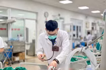 Sau 3 ngày ho, sốt, cô gái 35 tuổi nguy kịch vì cúm mùa biến chứng 