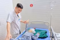 Ngã nhà sàn, trẻ 51 tháng tuổi chấn thương sọ não nguy kịch