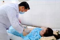 Cô gái đi khám sức khỏe định kỳ phát hiện u lớn ở vùng đầu tụy