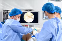 Tái tạo dây chằng, khâu sụn chêm phục hồi gối tổn thương