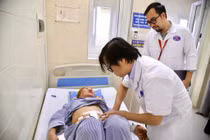 Nội soi robot xử lý thành công ung thư buồng trứng tái phát tại tiểu khung