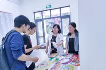 Giới trẻ “thờ ơ” với hôn nhân, ngại sinh con