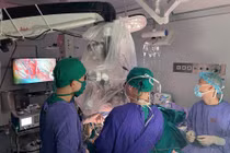 Lấy thành công u góc cầu tiểu não phức tạp cho 2 bệnh nhân ở Quảng Ninh