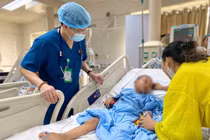 Cứu sống trẻ 5 tuổi đa chấn thương nguy kịch trong vụ tai nạn ở Tam Đảo