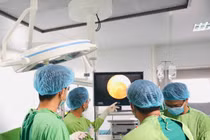 Giành sự sống cho sản phụ nhau cài răng lược xâm lấn bàng quang