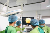 Giành sự sống cho sản phụ nhau cài răng lược xâm lấn bàng quang