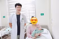 Cứu sản phụ vỡ tử cung trên nền sẹo chửa ngoài tử cung cũ