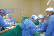 Ngã vào máy cày, người phụ nữ đa chấn thương nghiêm trọng