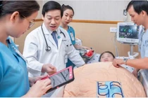 Người phụ nữ nguy kịch vì tra google, hỏi AI để chữa bệnh