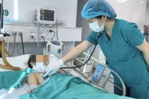 Bé 11 tuổi mắc bệnh dại từ chó nuôi trong nhà