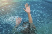 2 trẻ đuối nước ở hồ bơi cạn, bác sĩ cảnh báo thời gian vàng cấp cứu