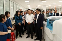 Phó Thủ tướng kiểm tra đôn đốc tiến độ Cơ sở 2 Bệnh viện Bạch Mai
