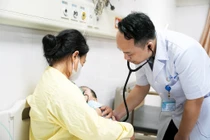 Bệnh Kawasaki viêm lan tỏa hệ mạch máu đe dọa tính mạng trẻ