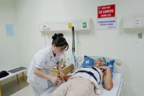 Nội soi chữa khỏi 95% trường hợp ngủ ngáy, ngưng thở khi ngủ