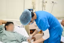 Cả nhà ngộ độc Ciguatoxin sau khi ăn cá mú đỏ