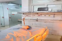 Ăn củ ấu tàu người bệnh liệt tứ chi nguy kịch