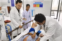 Cứu du khách đột quỵ ở Côn Đảo