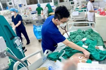  Nhiễm khuẩn huyết vì lạm dụng thuốc Corticoid kéo dài