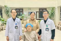 Lấy máu tụ dưới màng cứng cứu cụ ông nguy kịch do nhiều bệnh nền