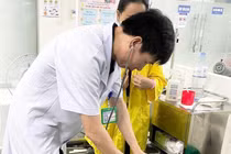 Cứu bệnh nhi đuối nước từ “cánh cửa tử thần” đã đóng 