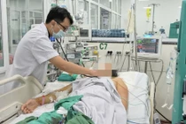 Người phụ nữ suy đa tạng, nguy kịch do sốt xuất huyết