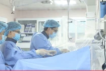 Đau bụng dưới 10 năm không ngờ do giãn tĩnh mạch buồng trứng