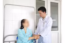 Truyền 6 đơn vị máu cứu nữ bệnh nhân mất máu nghiêm trọng do bệnh trĩ