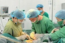 Cắt tử cung bán phần cho người bệnh đa u xơ tử cung lớn