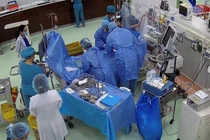 Đang đi cùng mẹ, trẻ 7 tuổi trụy mạch, ngừng tim do viêm cơ tim tối cấp