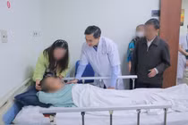 Sau 2 tháng được Thứ trưởng mở đường cấp cứu, người bệnh hôn mê đã phục hồi