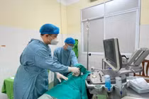 Khỏe mạnh sốt cao 4 ngày đã nguy kịch do nhiễm trùng huyết từ áp xe gan