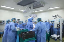 Lần đầu tại Việt Nam thay khớp gối toàn phần có hỗ trợ bởi robot