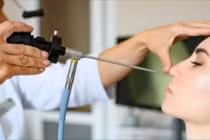 Nhỏ thuốc nghẹt mũi kéo dài, biến chứng khôn lường