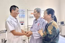 Đau bụng dữ dội, cụ ông 70 tuổi vỡ phình động mạch chủ bụng