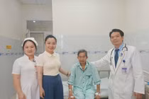 Mệt mỏi, xanh xao tái khám tim mạch phát hiện u sùi tâm vị