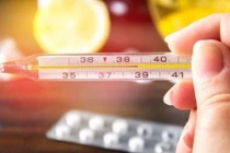 Bệnh lý nguy hiểm từ sốt cao kéo dài