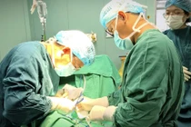 U góc hàm to dần, người đàn ông 70 tuổi nhập viện mới biết bệnh tái phát