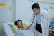 Tự khám và truyền dịch, nhiều trường hợp nguy kịch vì sốc sốt xuất huyết