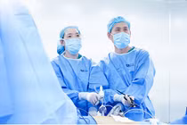 Đau lưng hông, người đàn ông 43 tuổi không ngờ mất cả thận vì vỡ khối ung thư