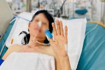 Kịp thời cứu sống người phụ nữ Tây Ninh bị rắn cắn cẳng chân hôn mê