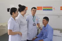 Ba ngày sau ngã đi viện khám mới biết vỡ thận độ II