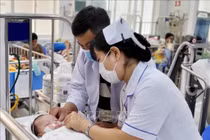 Sinh đủ 2 con trước 35 tuổi được hỗ trợ 5 triệu đồng