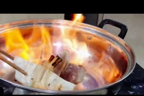 Nướng cá bằng cồn, người phụ nữ bỏng nặng tay, chân