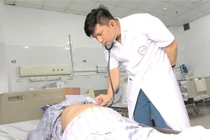 Người đàn ông sụt 20 kg do sốt không tìm ra bệnh, bất ngờ khi được giải mã