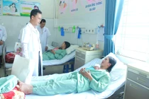 Nâng cao chăm sóc sức khỏe bà mẹ, trẻ em